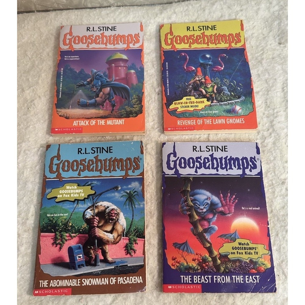 Vintage Goosebumps Books by R.L. Stine - Lot Of 4 (25,34,38&43) FIRST EDITION - Picture 1 of 10